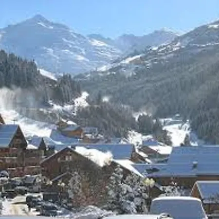 Cosy Avec Piscine, Et Parking, Au Pied Des Pistes, 4 Pers., Meribel Village. - Fr-1-566-29 * Les Allues